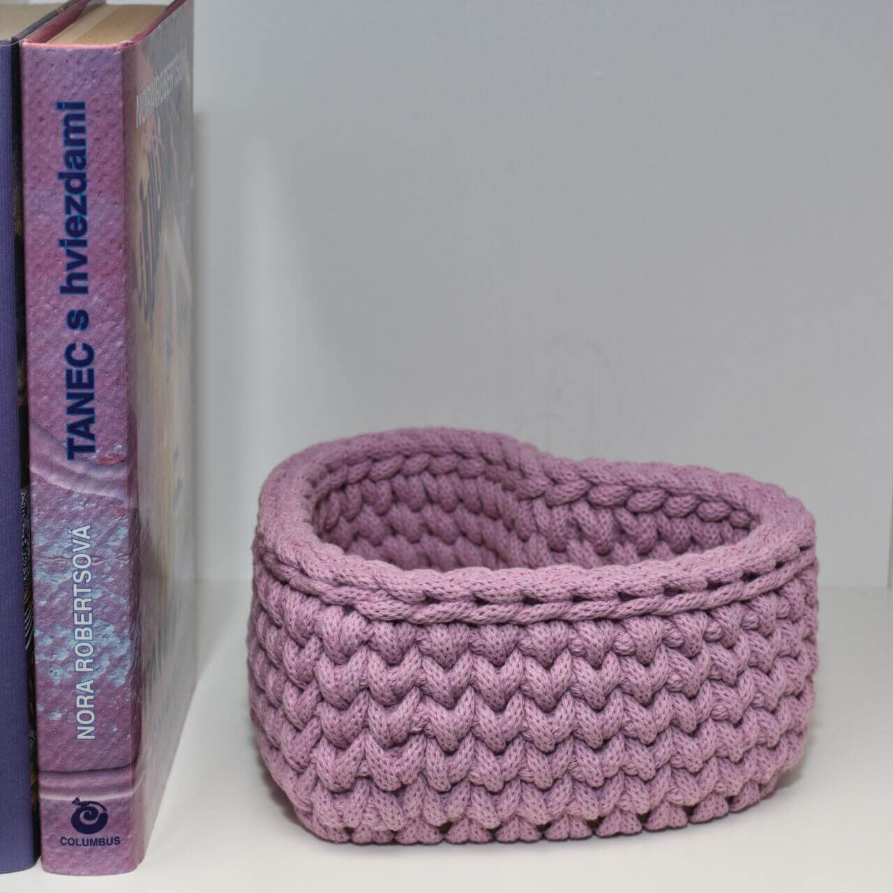 Small lilac / lavender color heart shaped crochet basket made of recycled cotton cord.