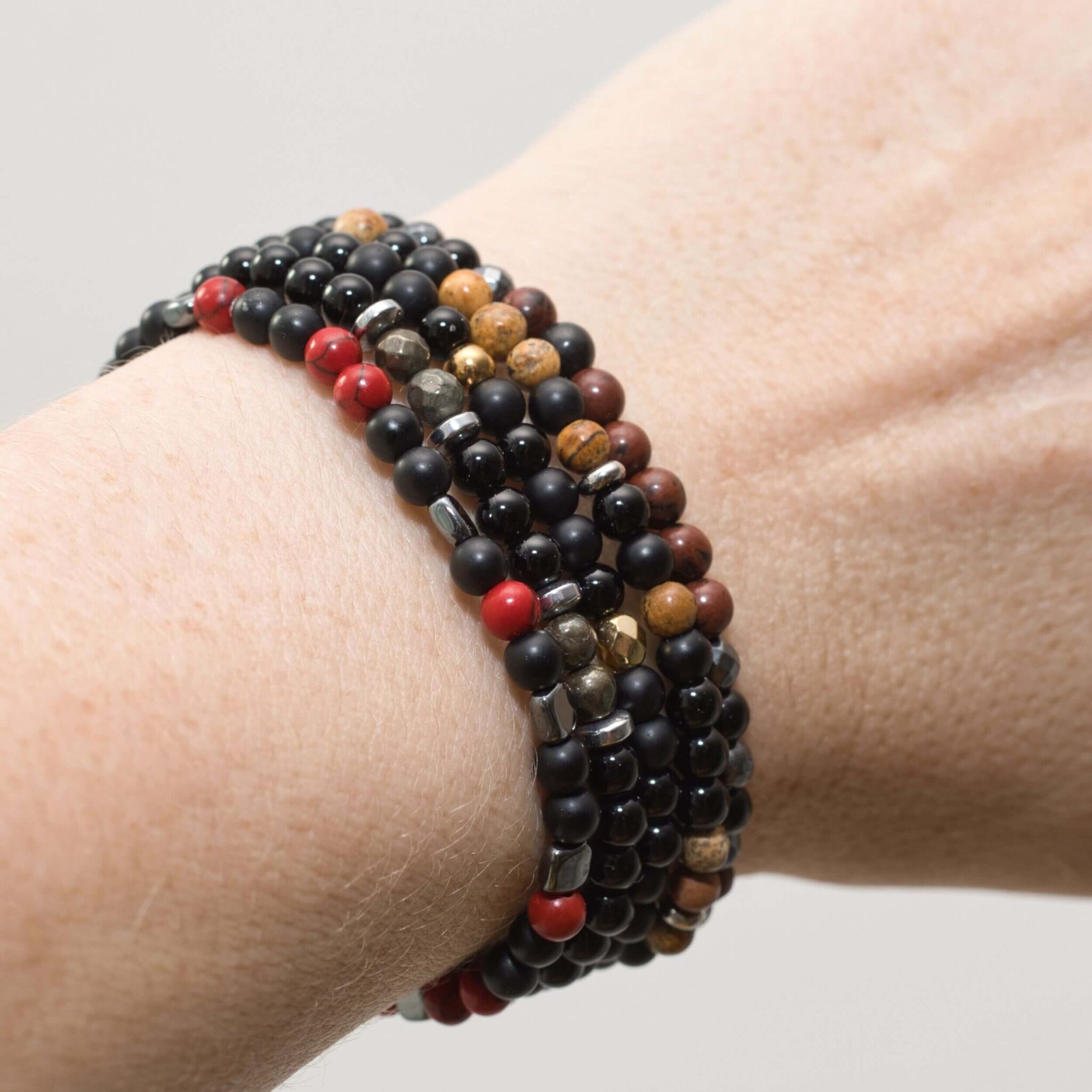 Minimalistisches Edelstein Armband.